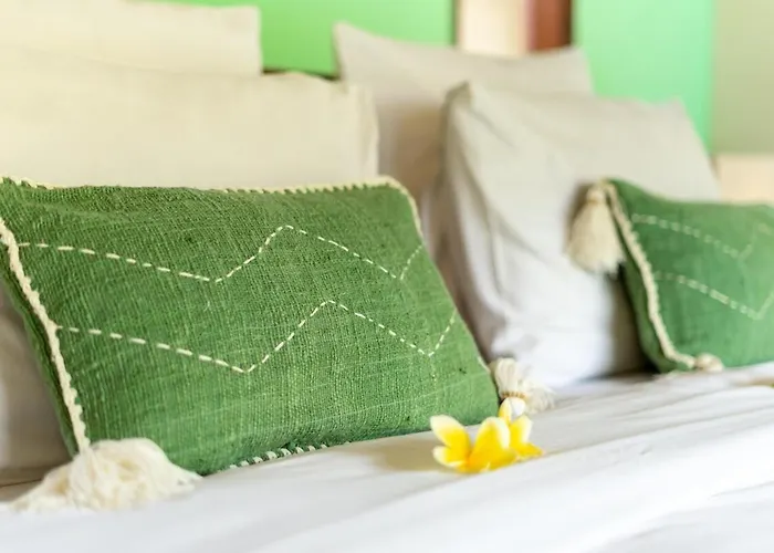 Alamanda, Location And Close To Restaurants Вилла *